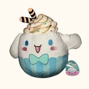 Squishmallows Sanrio Cinnamoroll Cupcake Plush 12” NWT